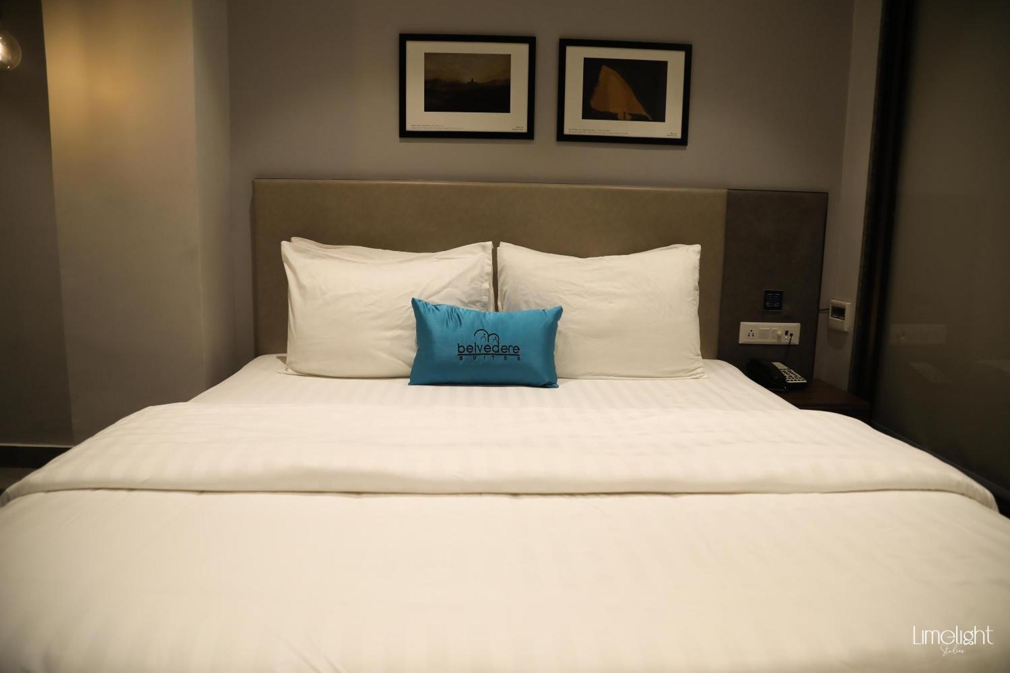Belvedere Suites Greater Noida Exteriör bild