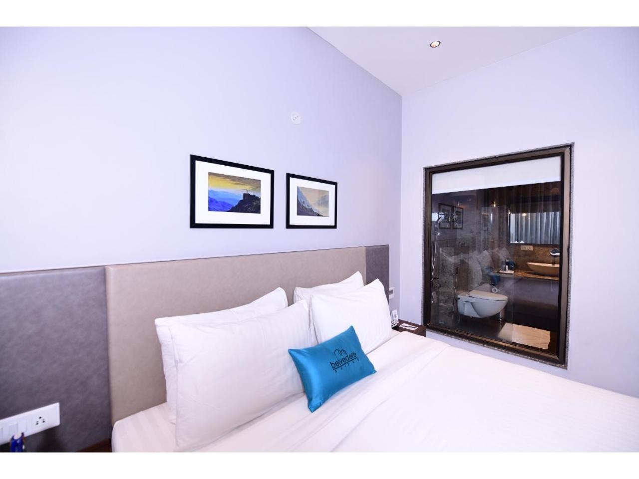 Belvedere Suites Greater Noida Exteriör bild